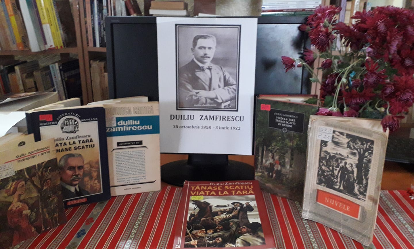 Expoziție de carte - Duiliu Zamfirescu